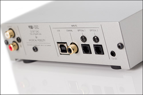 Musical_Fidelity_V90_DAC_Rear_Angle copy.jpg Musical_Fidelity_V90_DAC_Rear_Angle copy.jpg
